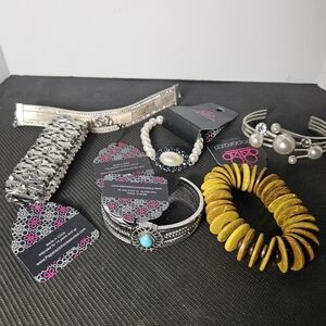 Paparazzi 6 Bracelets Lot